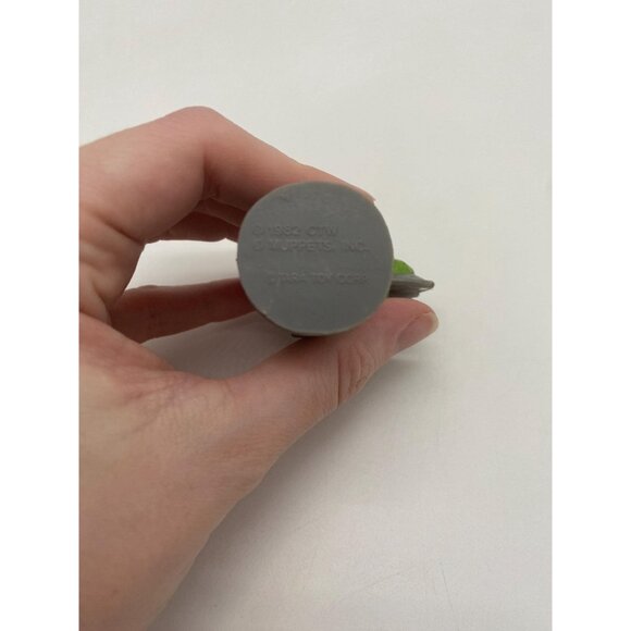 Vintage 80s Tara Toys Sesame Street Oscar the Grouch Figurine - Picture 7 of 9